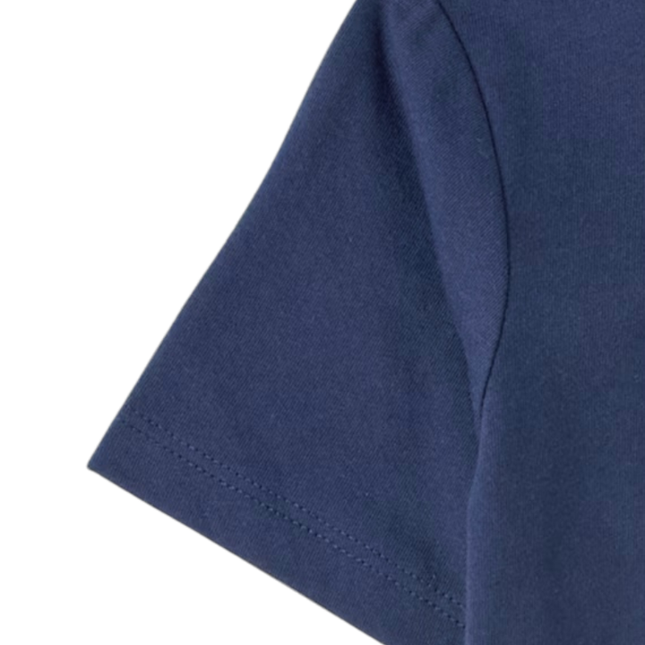 Camiseta azul marino para niño