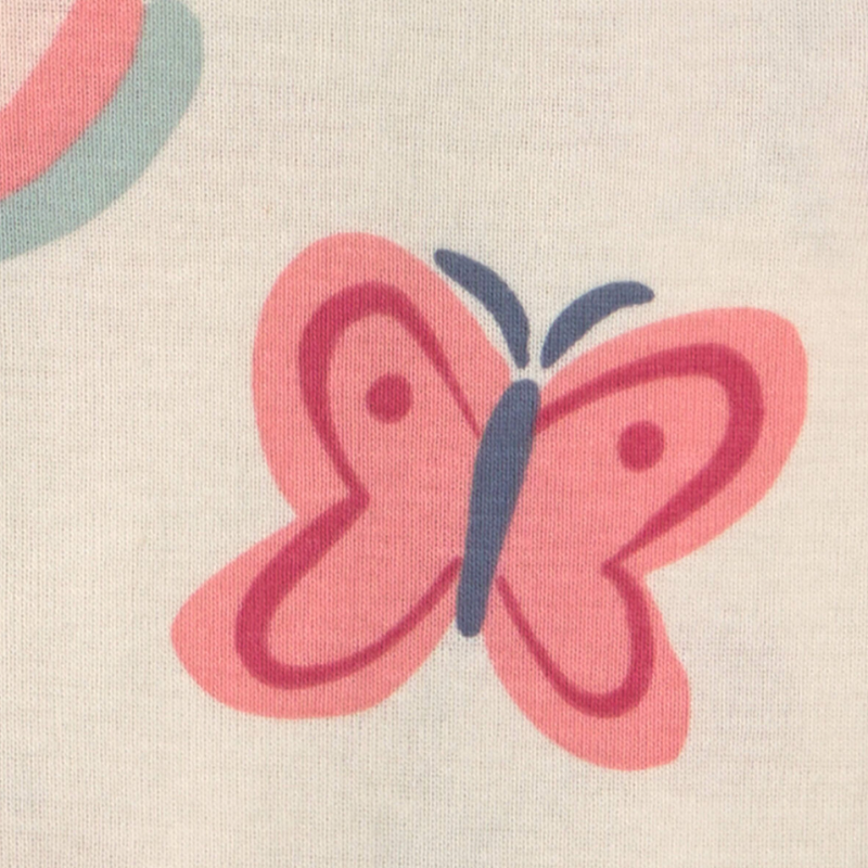 Set 4 mamelucos manga larga con corazones y mariposas para bebita
