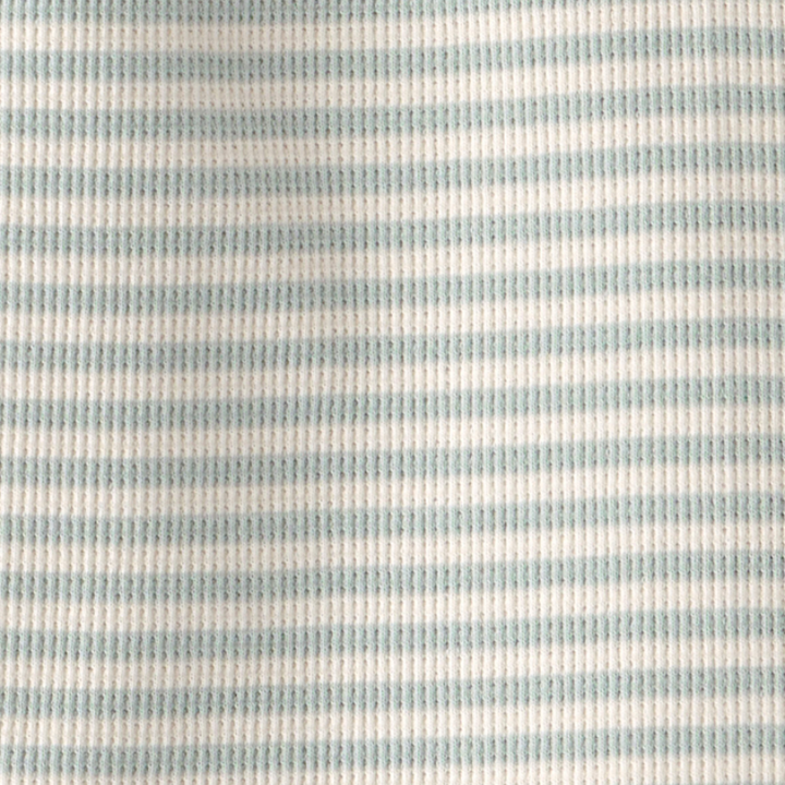 Conjunto de blusa y short de algodón orgánico para niña