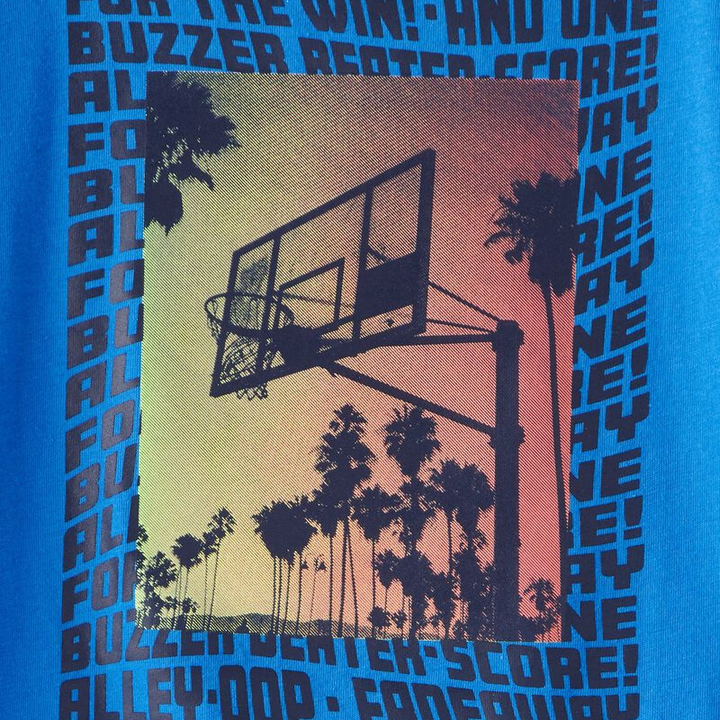 Camiseta de manga larga con estampado de baloncesto para niño