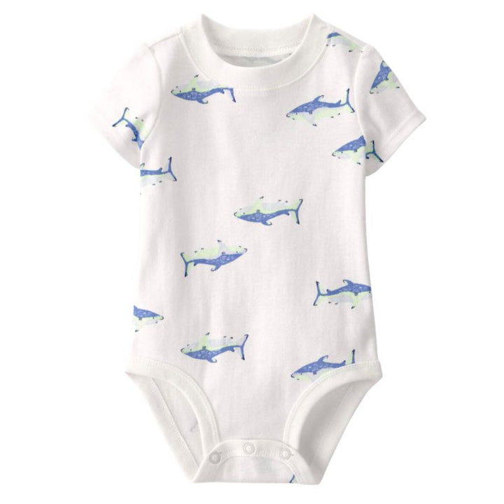Set de 3 piezas con camiseta, mameluco y short de tiburones para bebito
