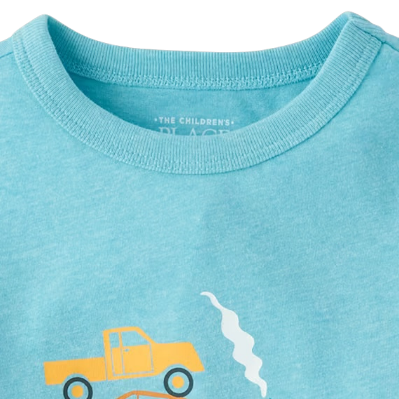 Camiseta celeste con camiones para niño