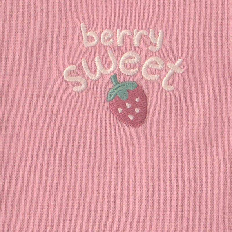 Conjunto Carter’s de 3 Piezas – Dulces Fresitas 🍓