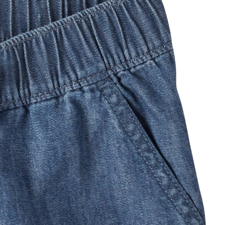 Short de chambray oscuro para niña con pretina elástica