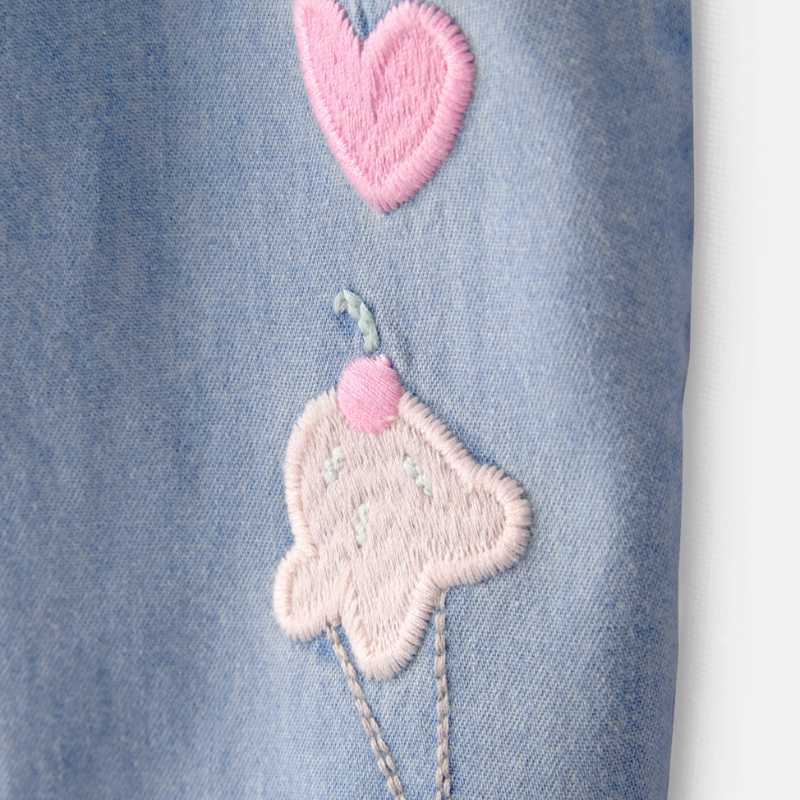 Jumper de chambray sin mangas para bebita